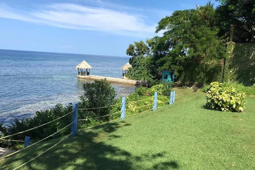 Contemporary Ocean View 2Bed Carib Ocho Rios Condo