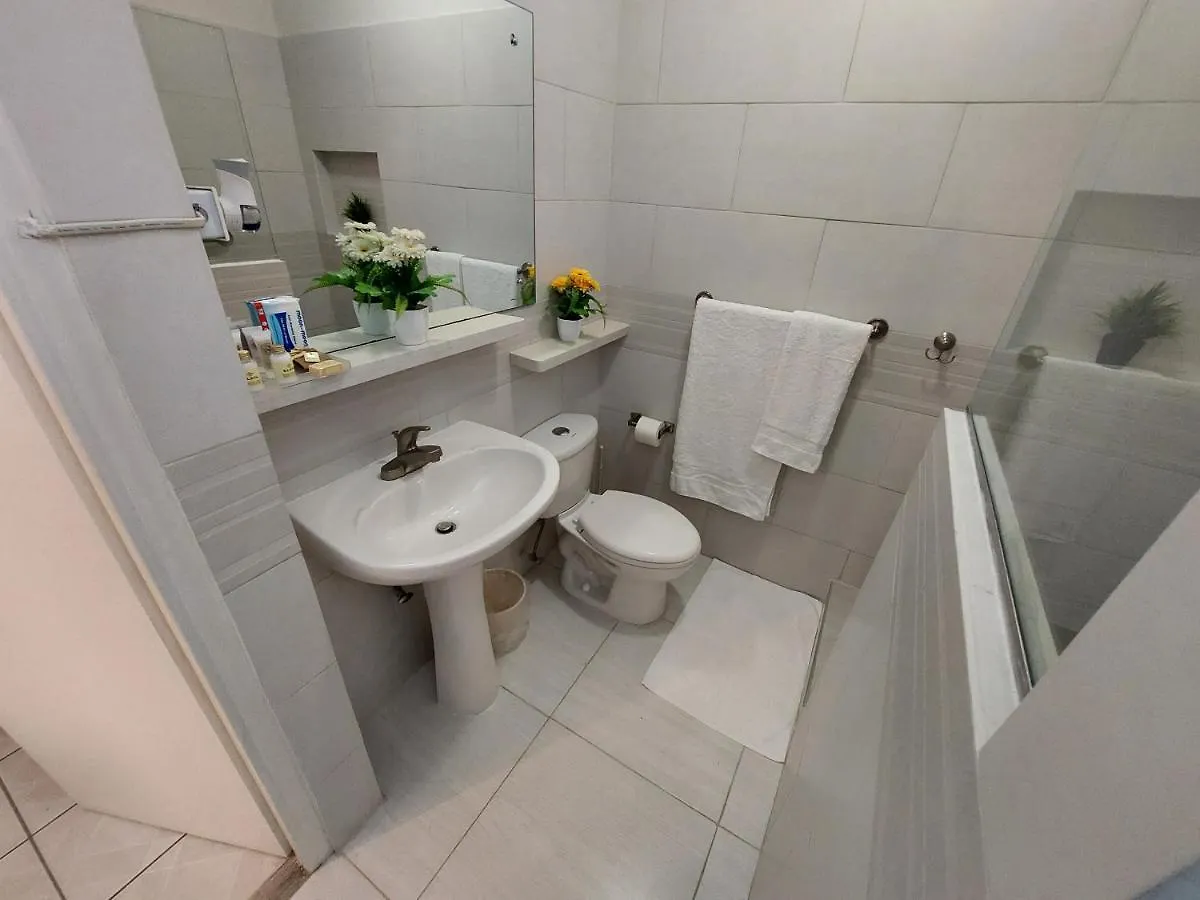 Contemporary Ocean View 2Bed Carib Ocho Rios Condo